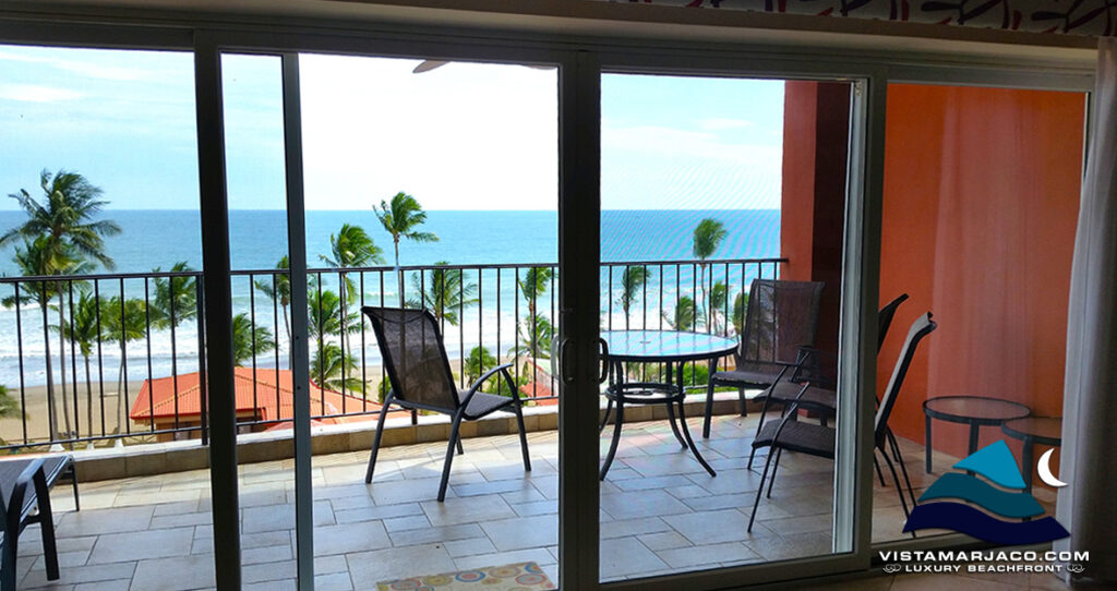 Beach-Front-Condo-Vista-Mar-Jaco-Costa-Rica-03