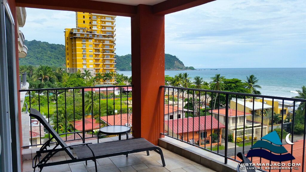 Beach-Front-Condo-Vista-Mar-Jaco-Costa-Rica-24