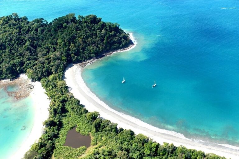 Manuel-Antonio-National-Park-Tour-Hooked-On-Costa-Rica-768x512